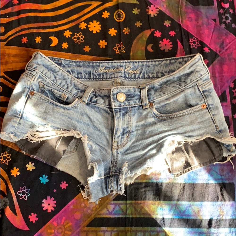 American Eagle Button-Pocket Shorty Shorts